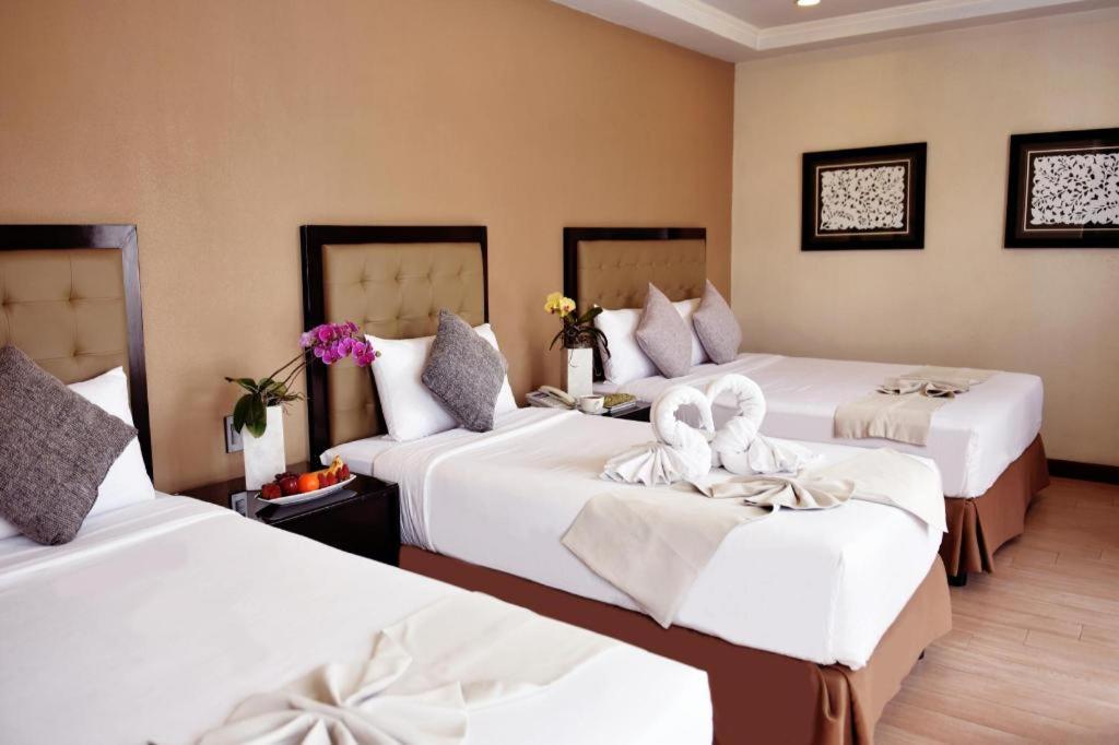 Aura One Hotel Baguio City Kültér fotó